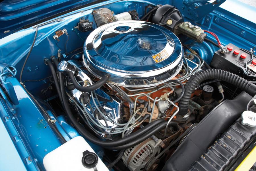  Plymouth GTX 426 Hemi Convertible 1968 года  (фото 4 из 9)